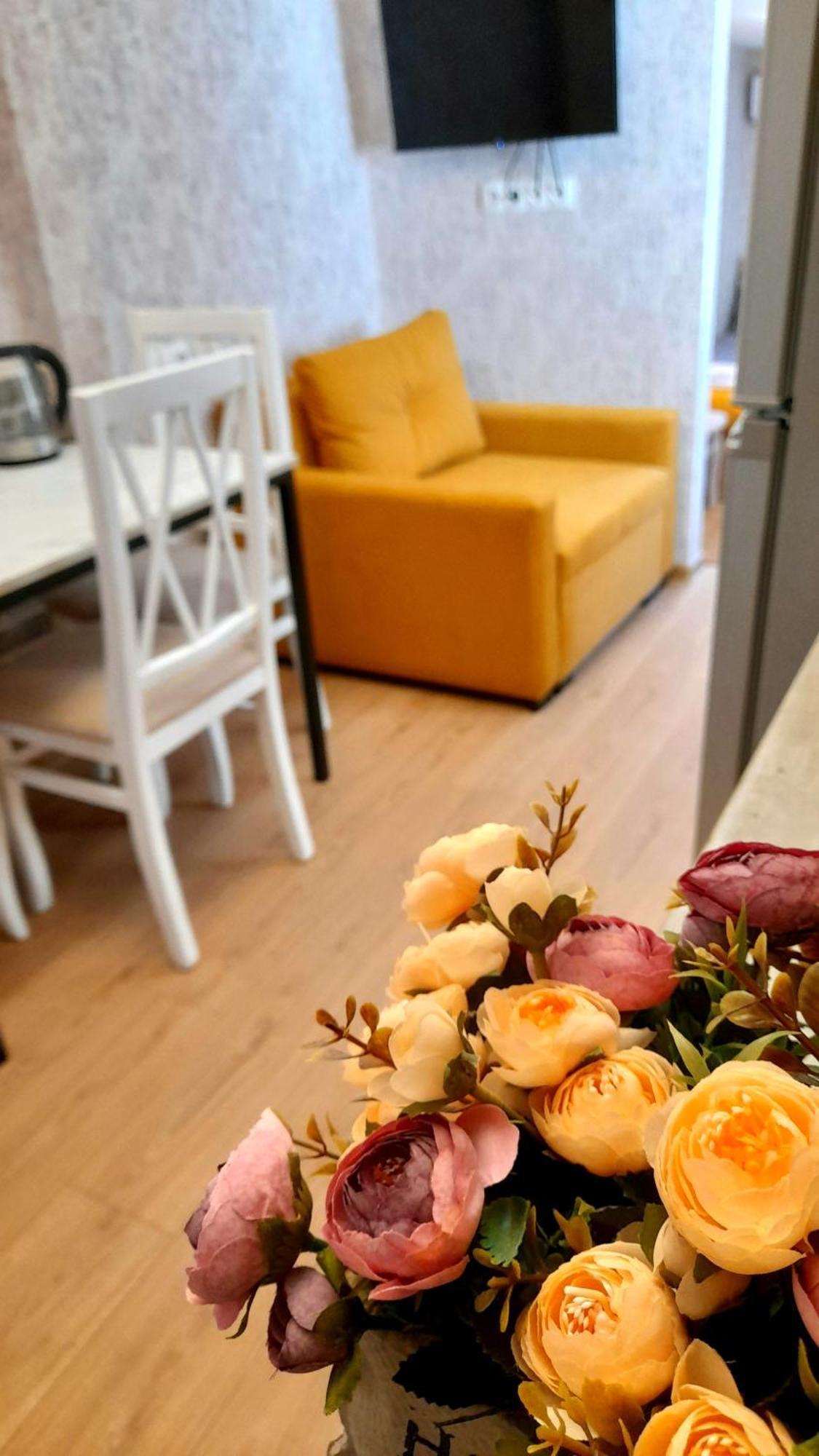 Avlabari Apartment Tbilisi Esterno foto