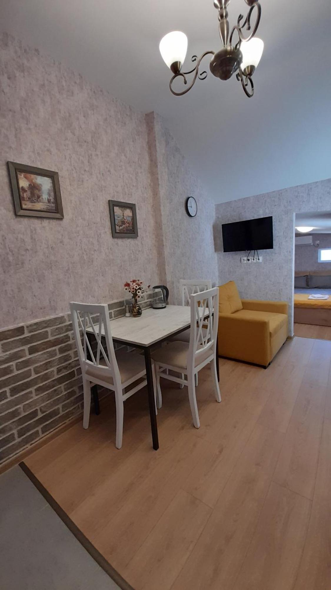 Avlabari Apartment Tbilisi Esterno foto